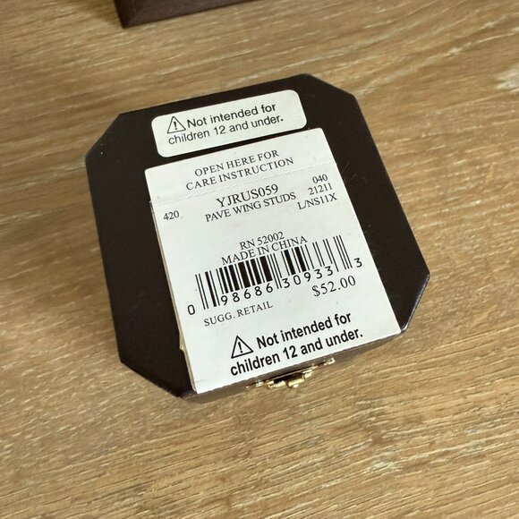 Juicy Couture Silver Pave Wing Stud Earrings NWT - Picture 4 of 4